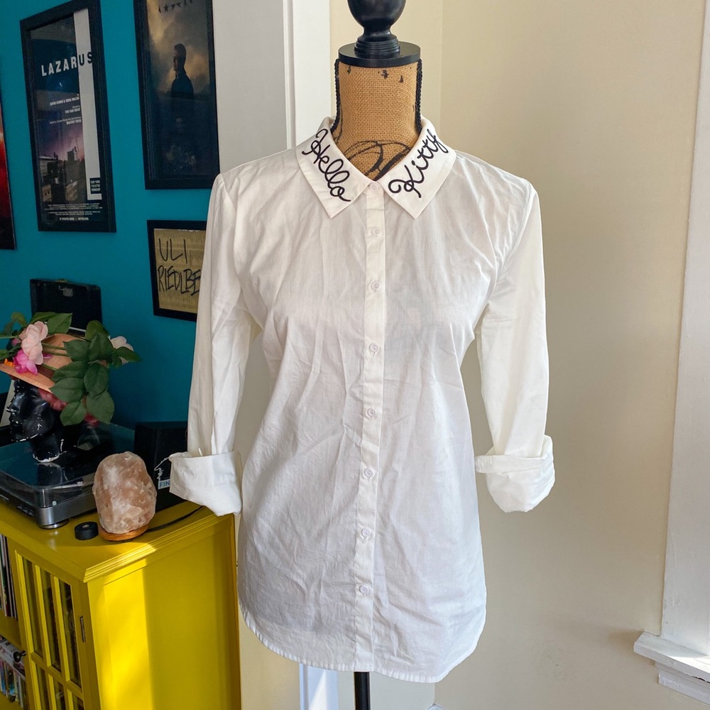 ModCloth x Hello Kitty button up shirt